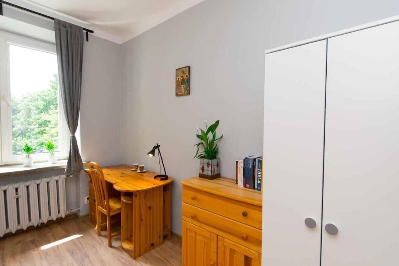 3-Bedroom Flat In City Center P4You Pl Cracóvia Exterior foto