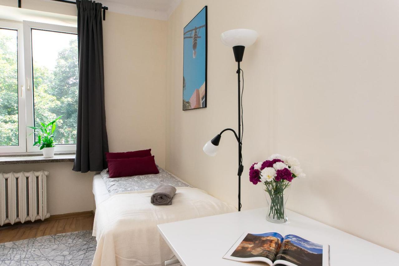 3-Bedroom Flat In City Center P4You Pl Cracóvia Exterior foto