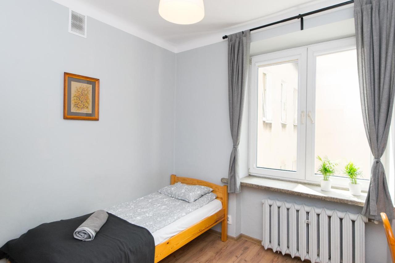 3-Bedroom Flat In City Center P4You Pl Cracóvia Exterior foto